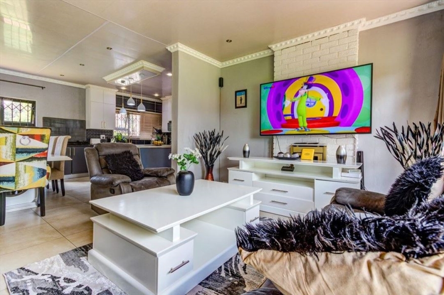 3 Bedroom Property for Sale in Birch Acres Gauteng