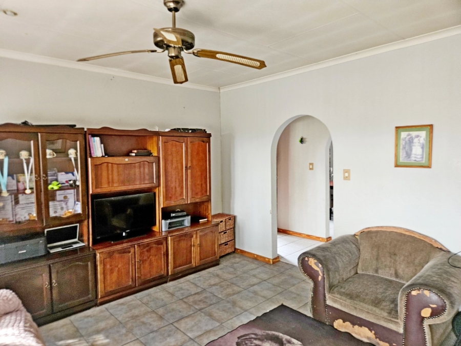 3 Bedroom Property for Sale in Birchleigh North Gauteng