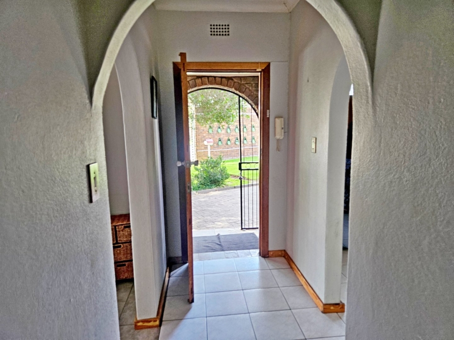 3 Bedroom Property for Sale in Birchleigh North Gauteng