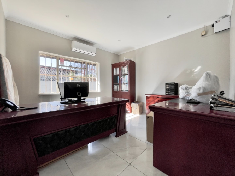 To Let Commercial Property for Rent in Parkdene Gauteng