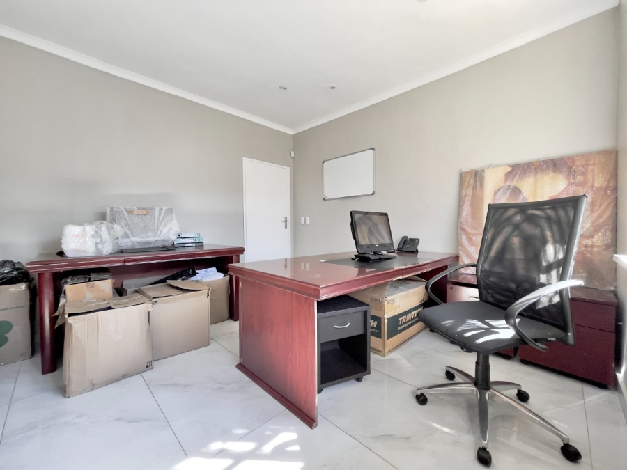 To Let Commercial Property for Rent in Parkdene Gauteng