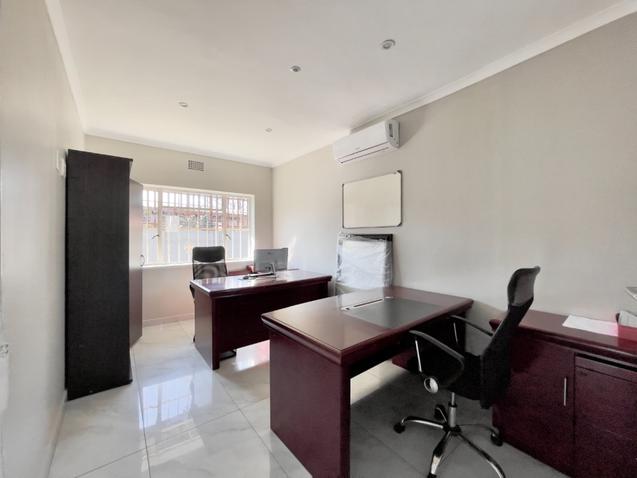 To Let Commercial Property for Rent in Parkdene Gauteng