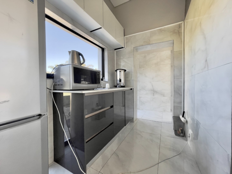 To Let Commercial Property for Rent in Parkdene Gauteng