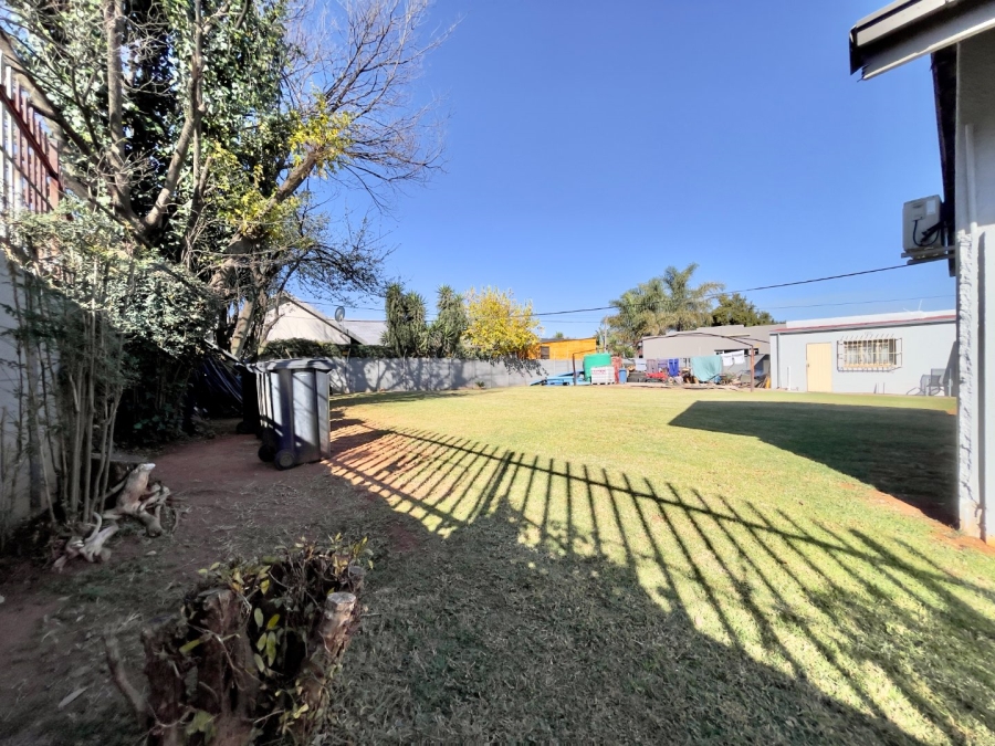 To Let Commercial Property for Rent in Parkdene Gauteng