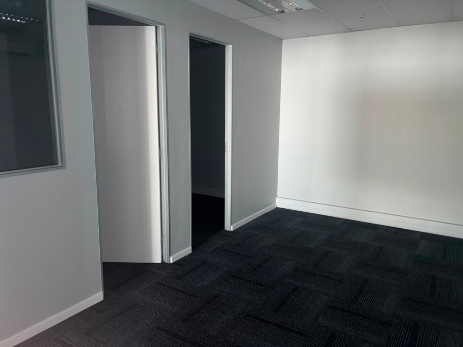 To Let Commercial Property for Rent in Gosforth Park Gauteng