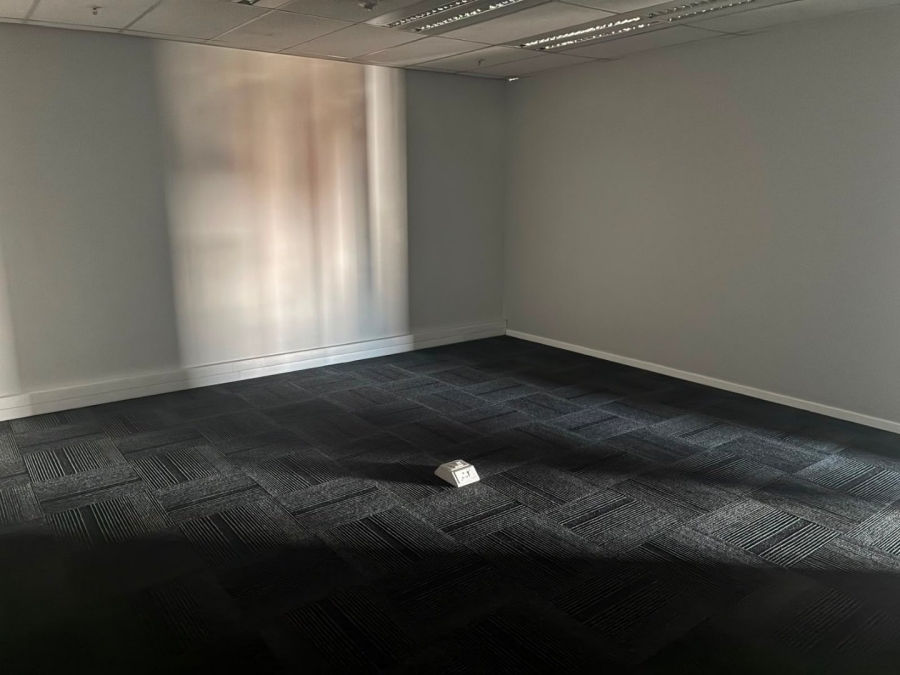 To Let Commercial Property for Rent in Gosforth Park Gauteng