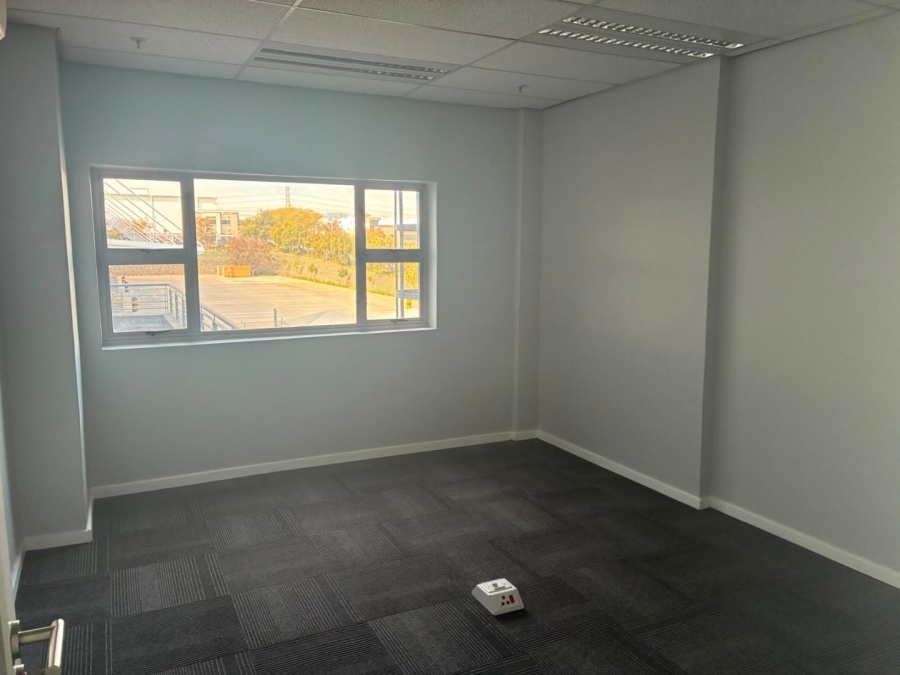 To Let Commercial Property for Rent in Gosforth Park Gauteng