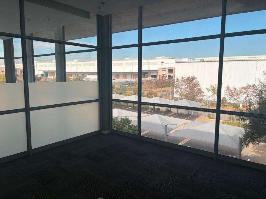 To Let Commercial Property for Rent in Gosforth Park Gauteng