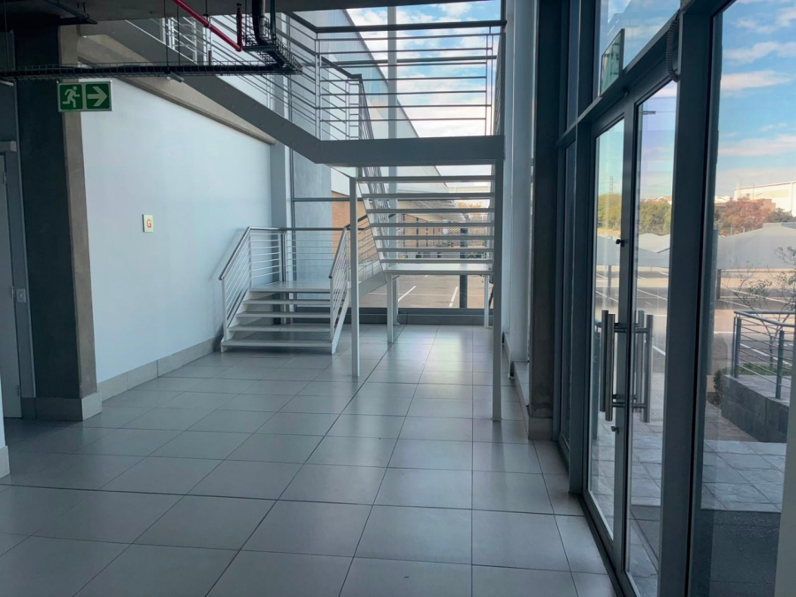 To Let Commercial Property for Rent in Gosforth Park Gauteng