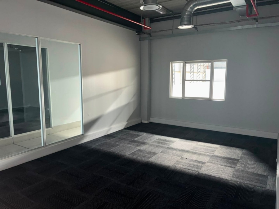 To Let Commercial Property for Rent in Gosforth Park Gauteng