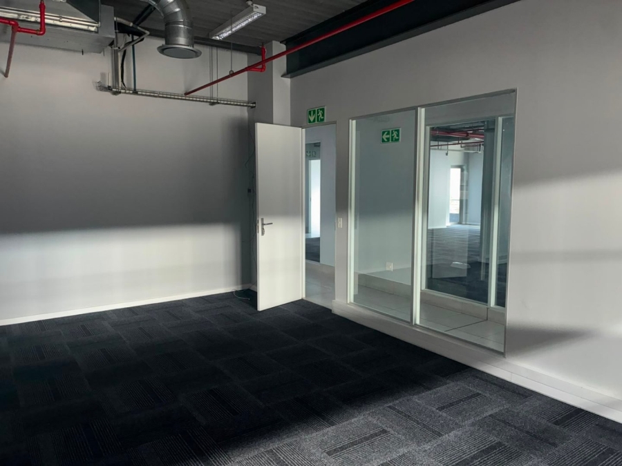 To Let Commercial Property for Rent in Gosforth Park Gauteng