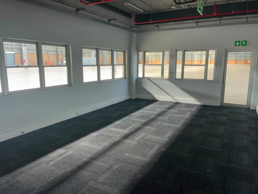 To Let Commercial Property for Rent in Gosforth Park Gauteng