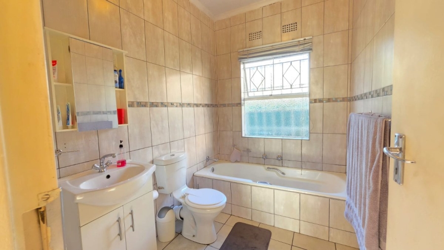 3 Bedroom Property for Sale in Eastleigh Gauteng