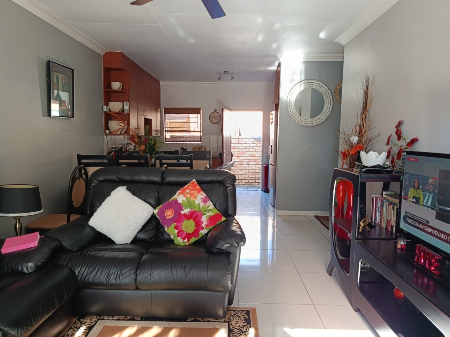 3 Bedroom Property for Sale in Heuwelsig Estate Gauteng