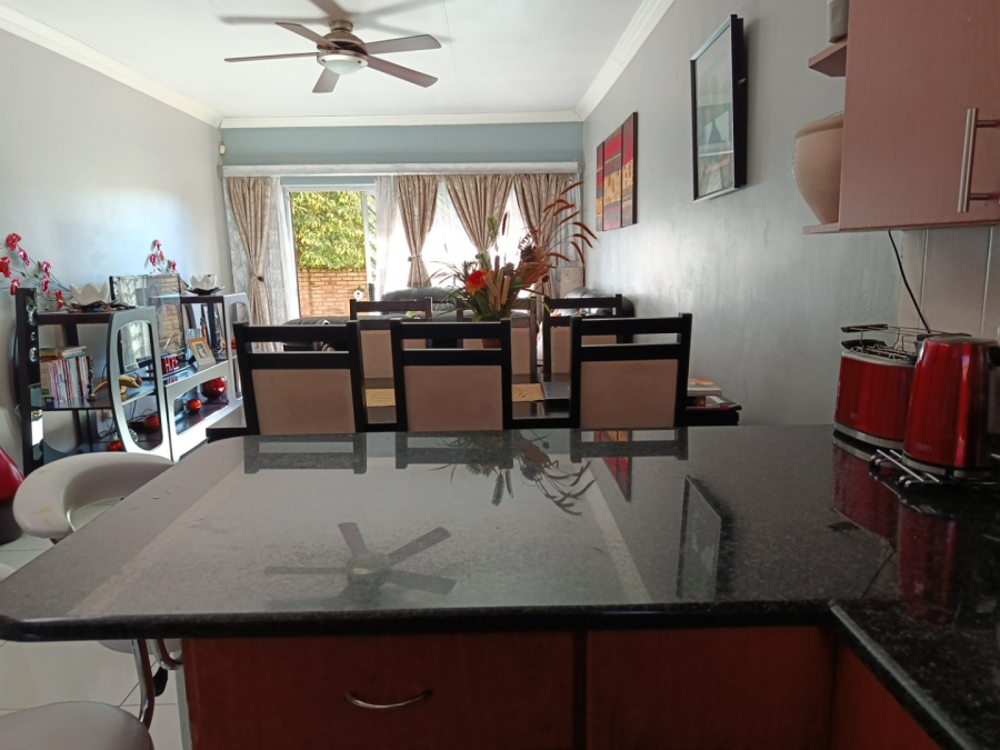 3 Bedroom Property for Sale in Heuwelsig Estate Gauteng