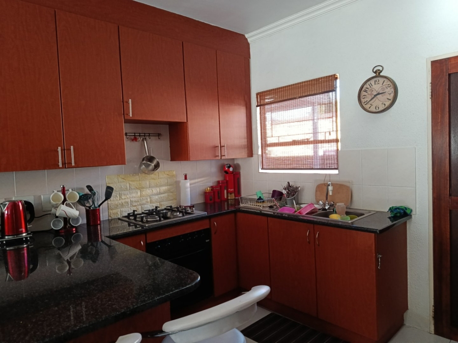 3 Bedroom Property for Sale in Heuwelsig Estate Gauteng