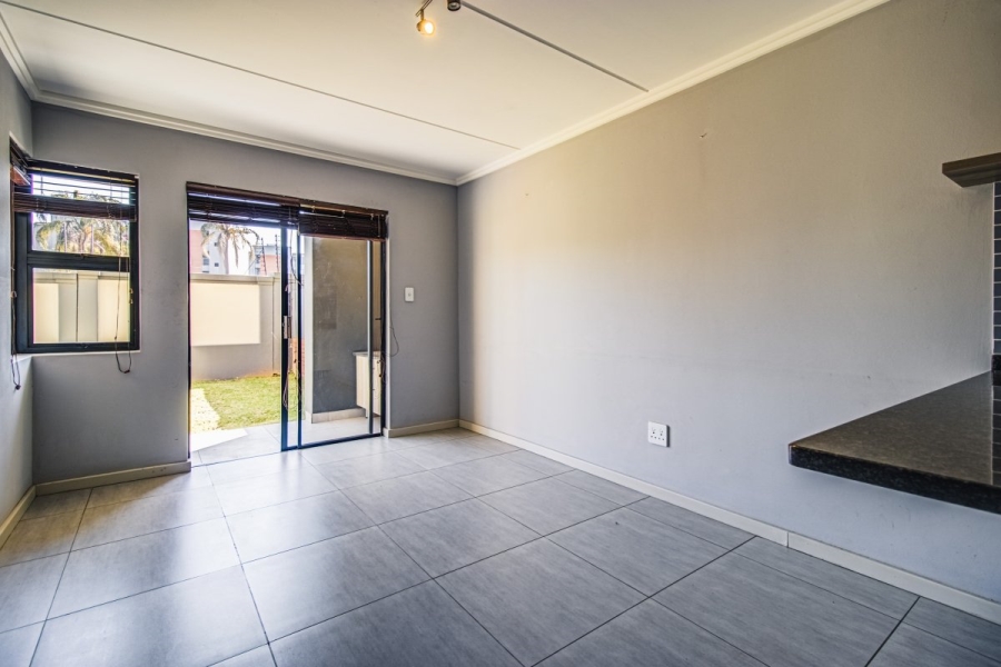 2 Bedroom Property for Sale in Sebenza Gauteng