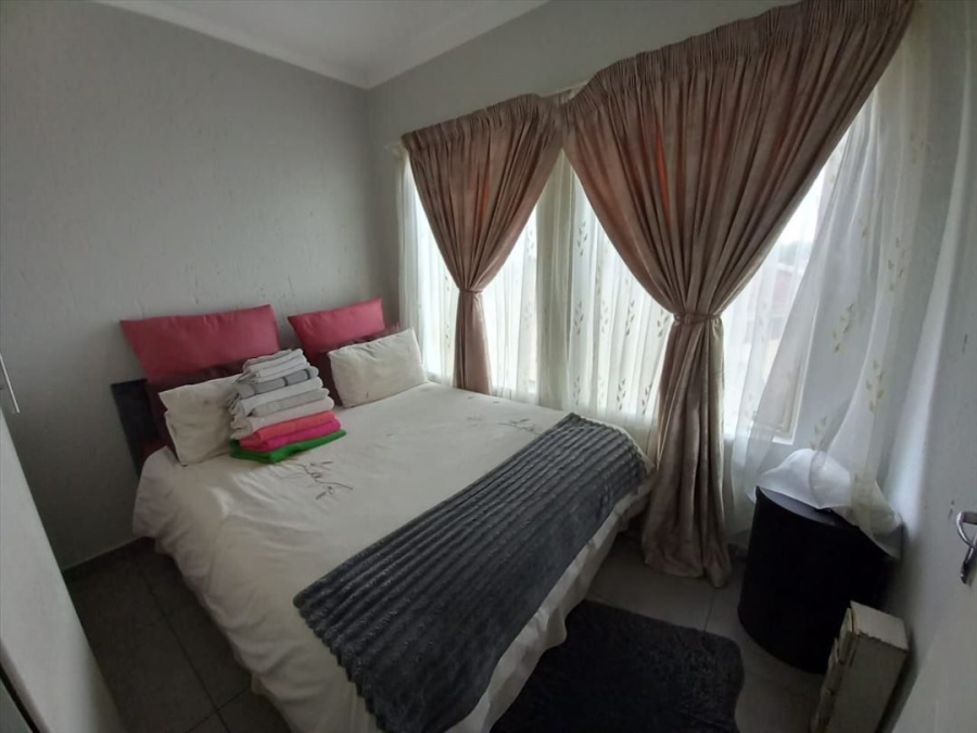 2 Bedroom Property for Sale in Birchleigh Gauteng