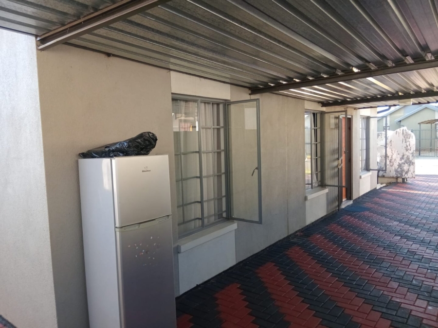 3 Bedroom Property for Sale in Sky City Gauteng