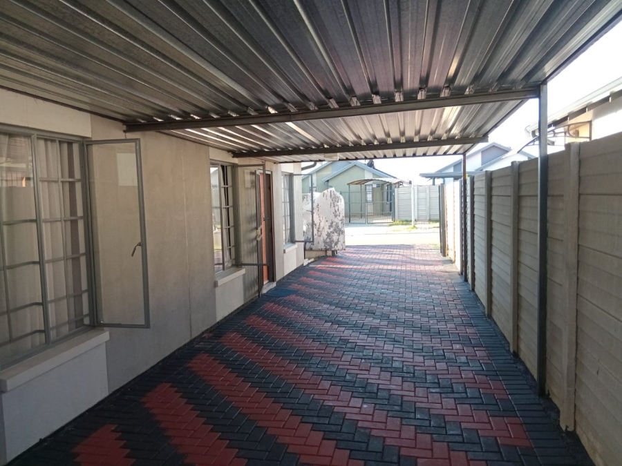 3 Bedroom Property for Sale in Sky City Gauteng