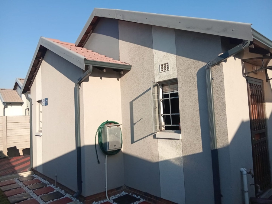 3 Bedroom Property for Sale in Sky City Gauteng
