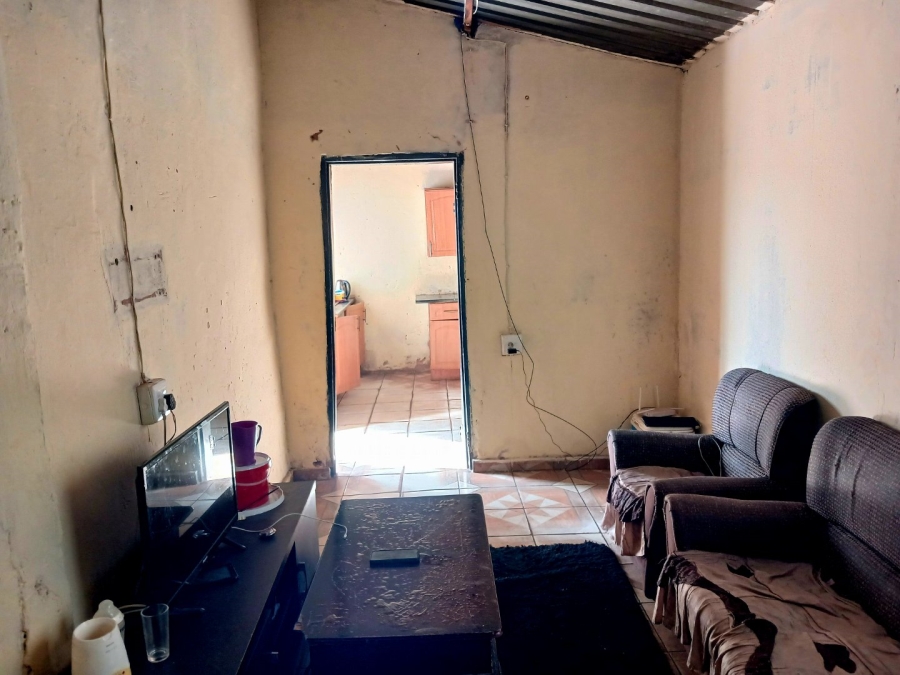  Bedroom Property for Sale in Bluegum View Gauteng