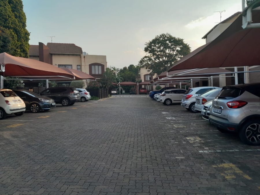 1 Bedroom Property for Sale in Bromhof Gauteng