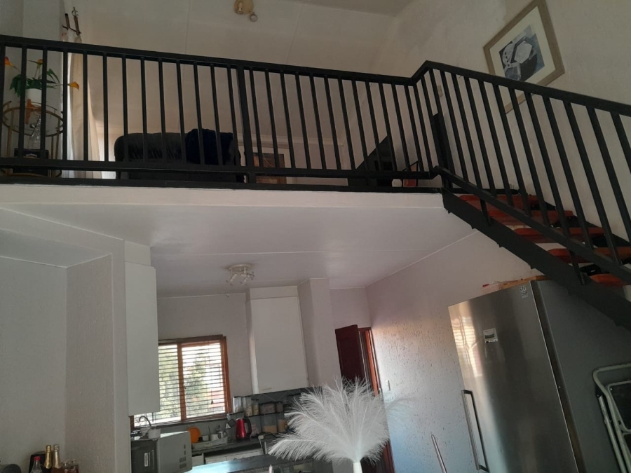 1 Bedroom Property for Sale in Bromhof Gauteng