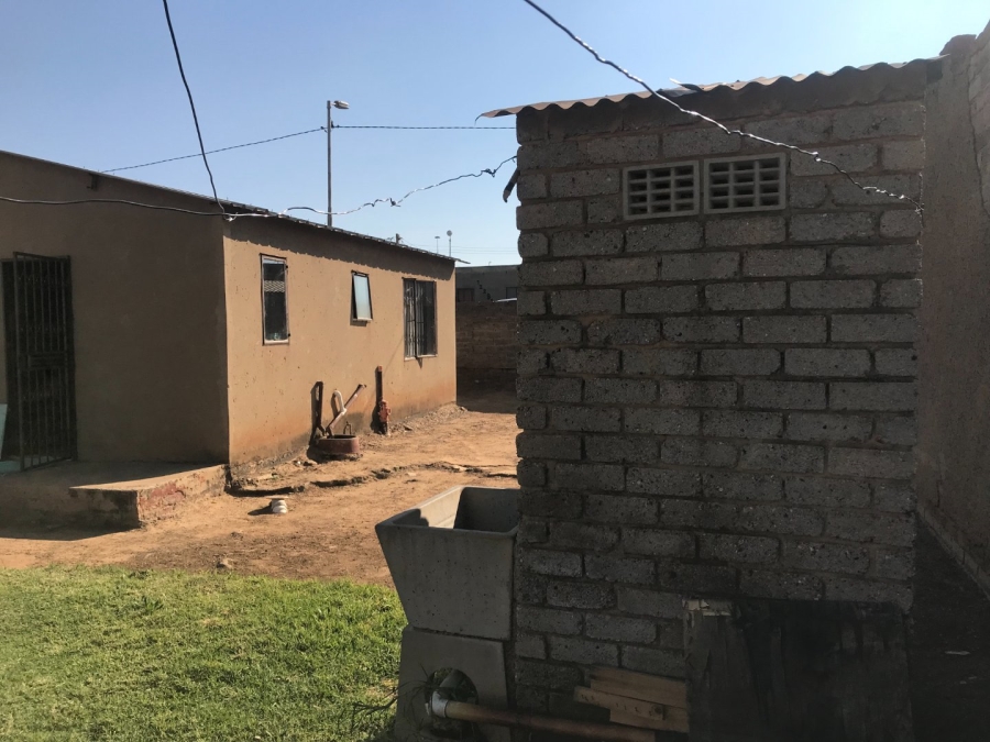 2 Bedroom Property for Sale in Orange Farm Gauteng