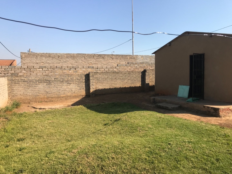 2 Bedroom Property for Sale in Orange Farm Gauteng