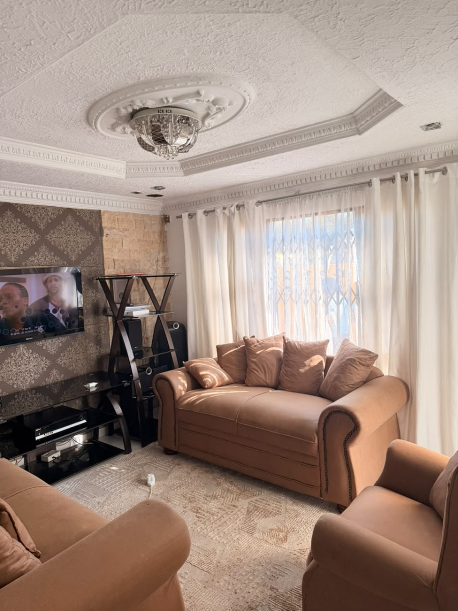 4 Bedroom Property for Sale in Tokoza Ext 2 Gauteng