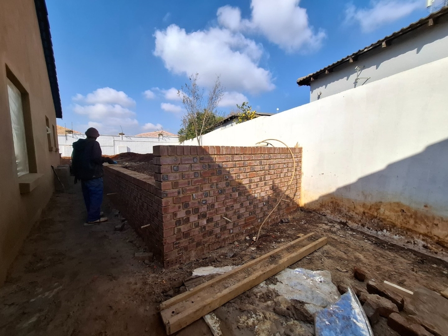 4 Bedroom Property for Sale in Silverwoods Country Estate Gauteng