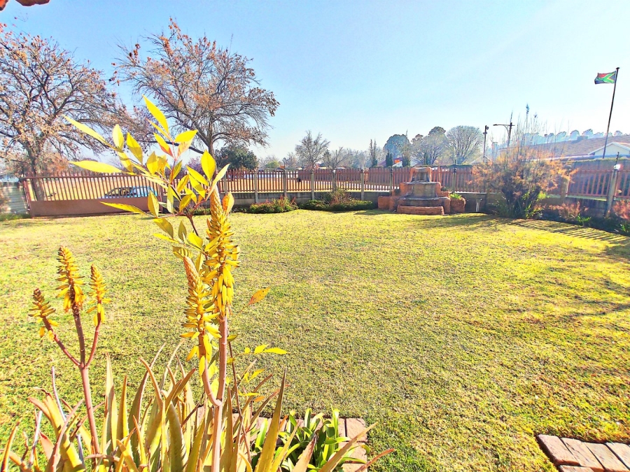 3 Bedroom Property for Sale in Vanderbijlpark SE 1 Gauteng