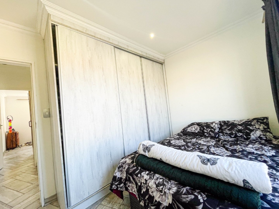 2 Bedroom Property for Sale in Kosmosdal Gauteng