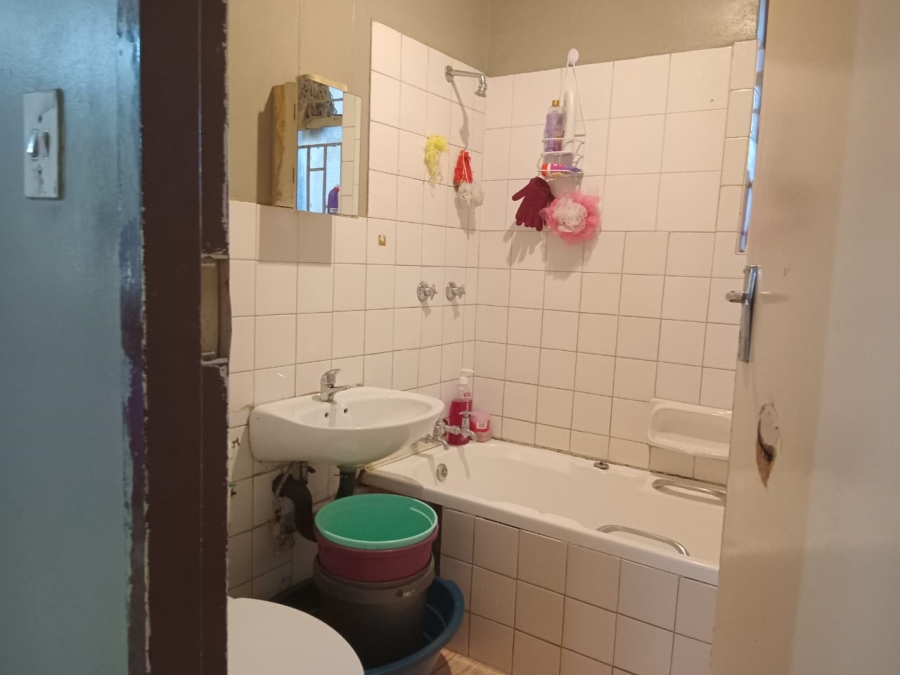 2 Bedroom Property for Sale in Pretoria Central Gauteng