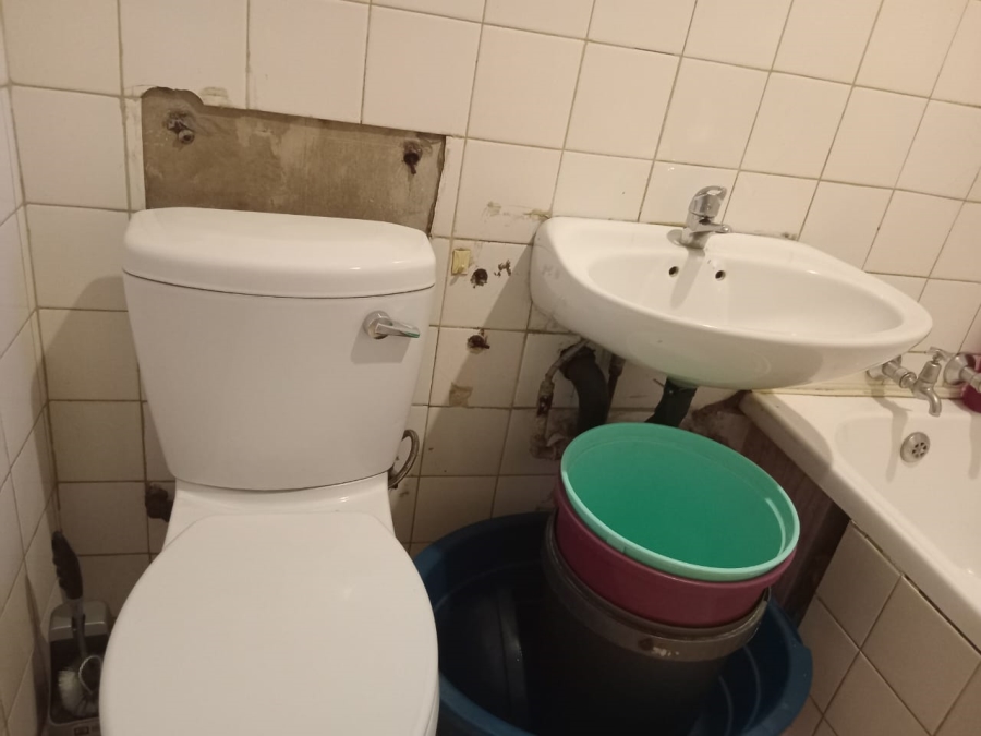 2 Bedroom Property for Sale in Pretoria Central Gauteng
