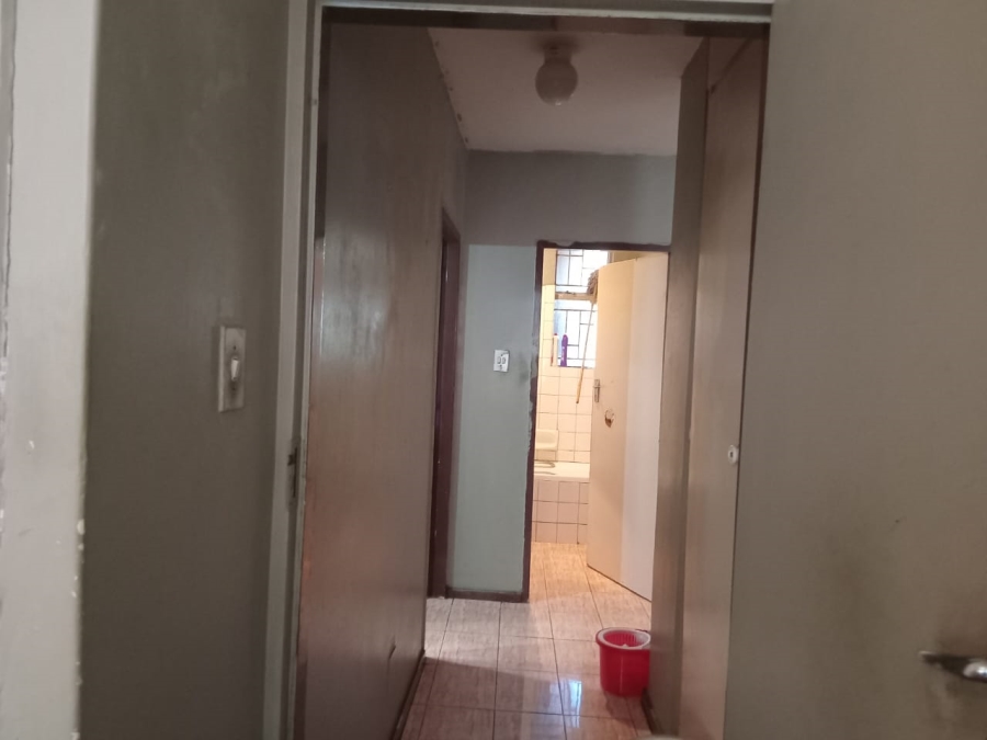 2 Bedroom Property for Sale in Pretoria Central Gauteng