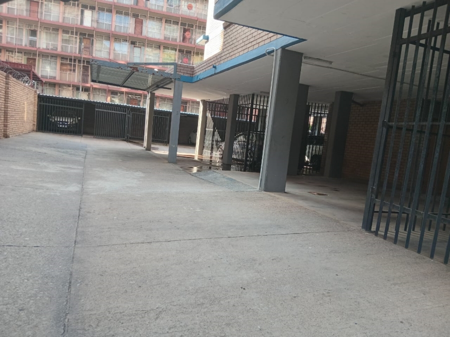 2 Bedroom Property for Sale in Pretoria Central Gauteng