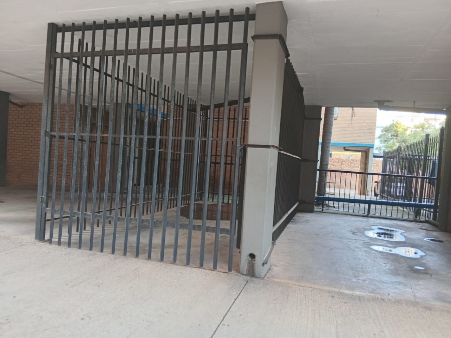 2 Bedroom Property for Sale in Pretoria Central Gauteng