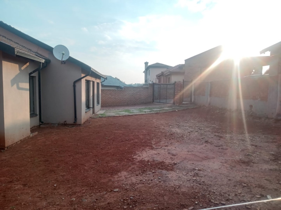 6 Bedroom Property for Sale in Philip Nel Park Gauteng