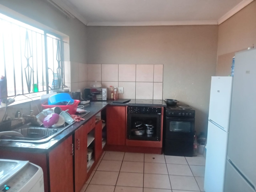 6 Bedroom Property for Sale in Philip Nel Park Gauteng
