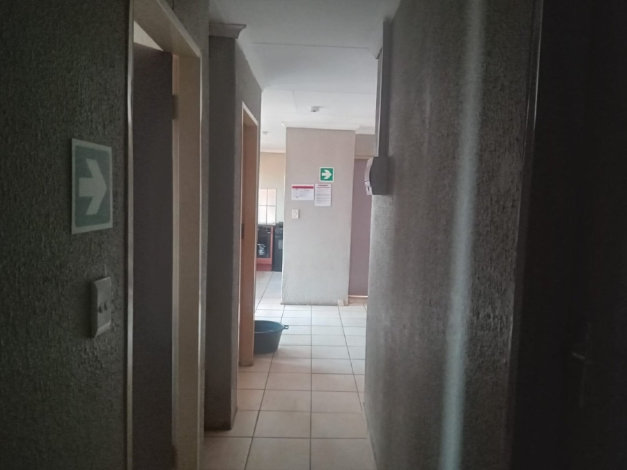 6 Bedroom Property for Sale in Philip Nel Park Gauteng