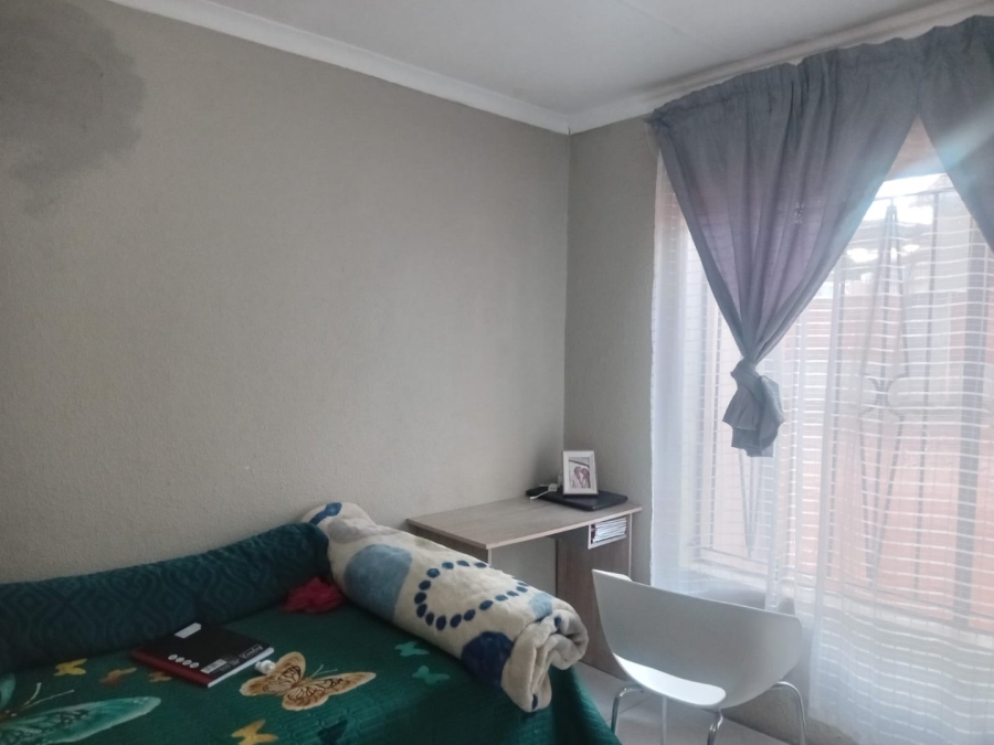 6 Bedroom Property for Sale in Philip Nel Park Gauteng