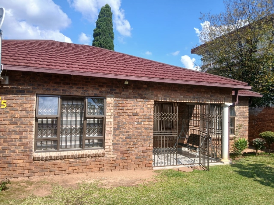  Bedroom Property for Sale in The Orchards Gauteng