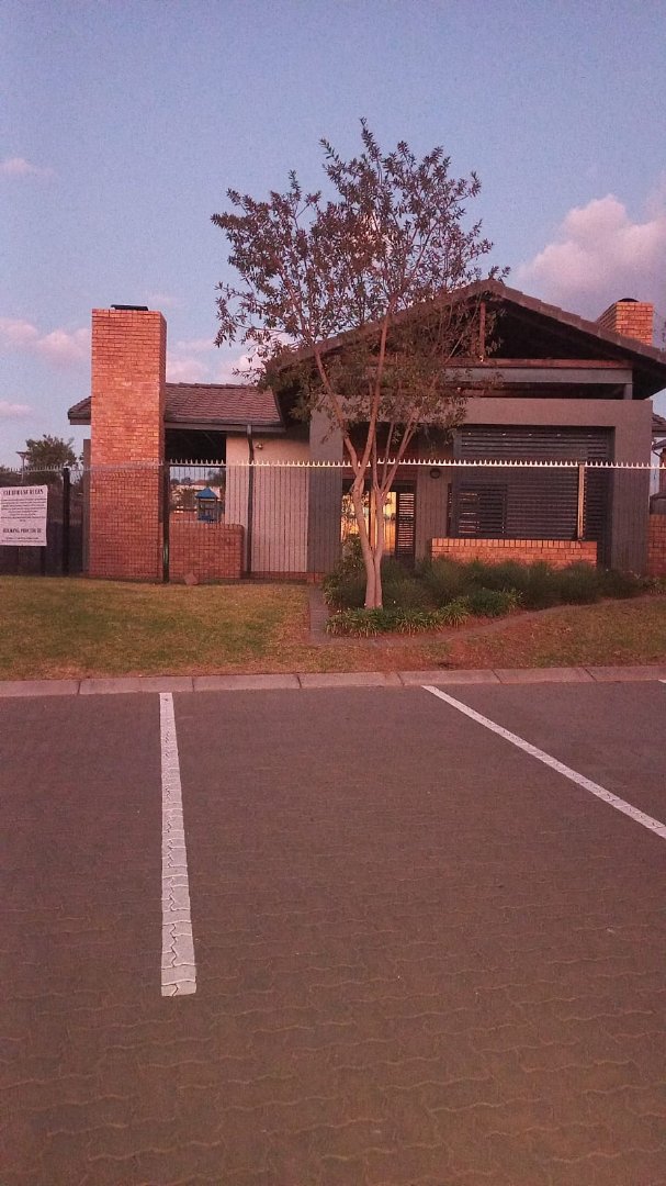To Let 3 Bedroom Property for Rent in Rooihuiskraal North Gauteng