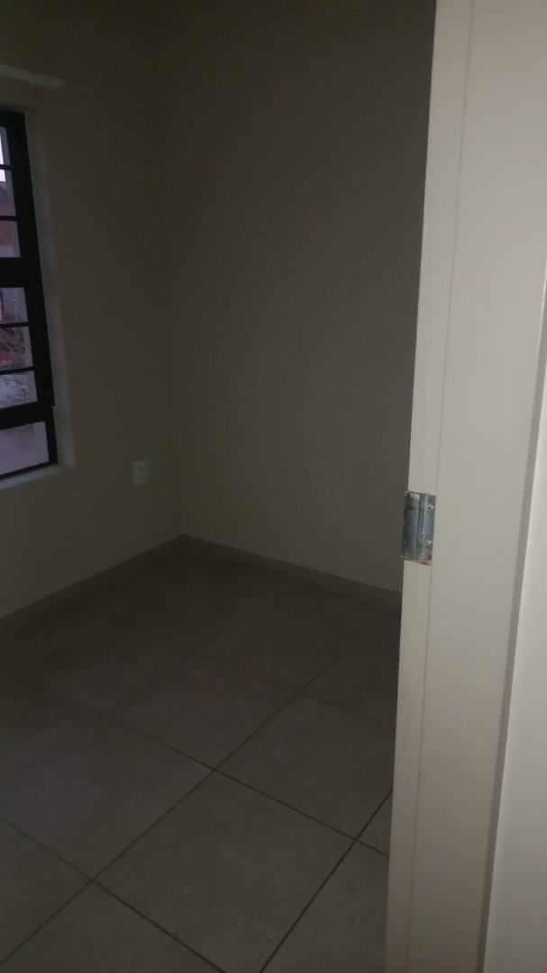 To Let 3 Bedroom Property for Rent in Rooihuiskraal North Gauteng