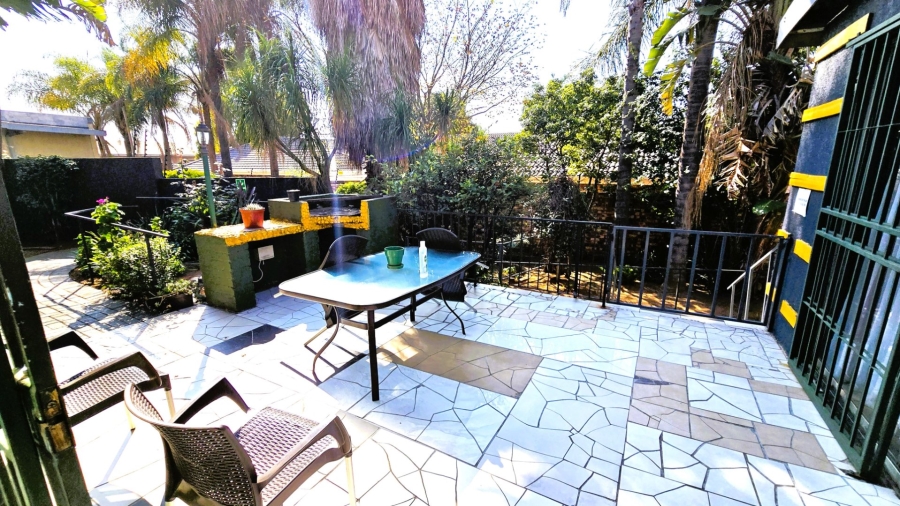 4 Bedroom Property for Sale in Equestria Gauteng