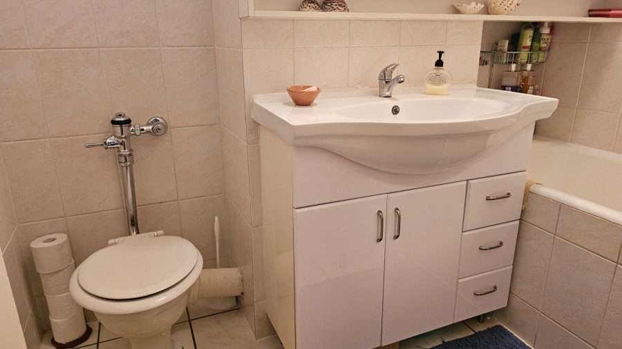2 Bedroom Property for Sale in Kensington Gauteng