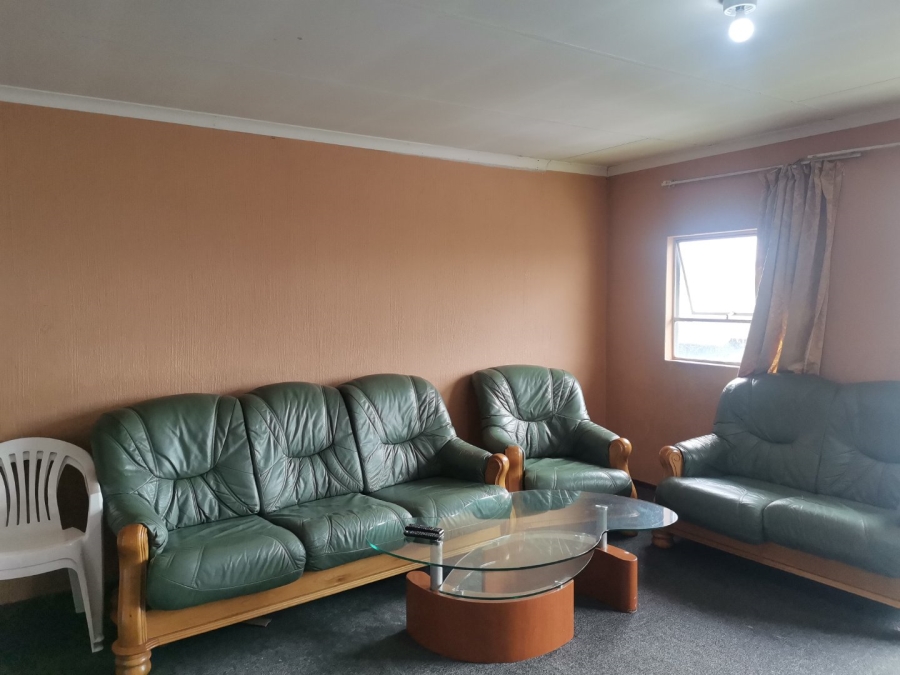 1 Bedroom Property for Sale in Bramley View Gauteng
