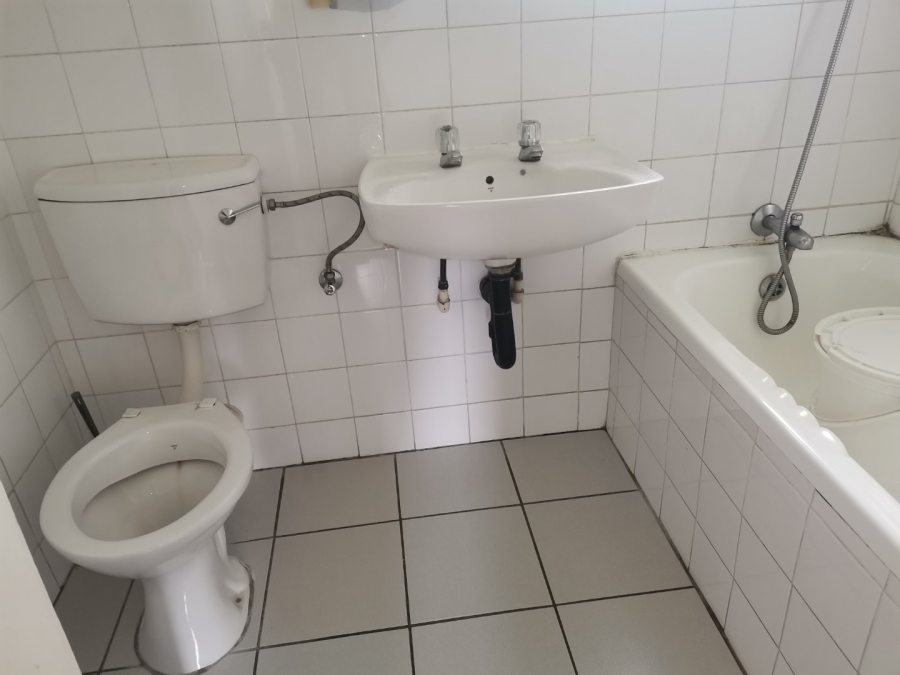 1 Bedroom Property for Sale in Bramley View Gauteng